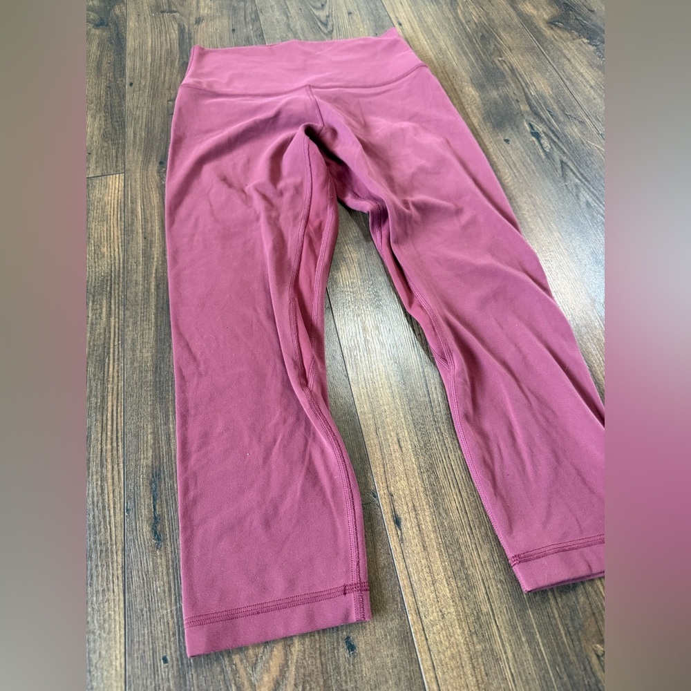 Lululemon Women's Capri Align Leggings Misty Merlot Size 6 High Rise - Picture 2 of 6